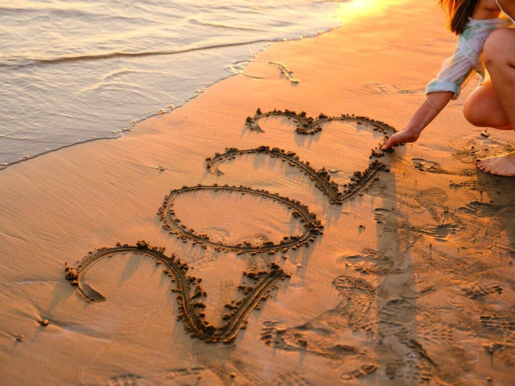 image of 2023 written in the sand